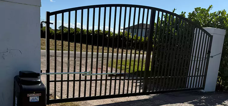 Driveway Fence Repair Shafter